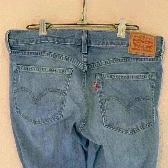 Levi's boyfriend jean sz 27 lowrise medium wash slight distressing casual comfy - Picture 4 of 10